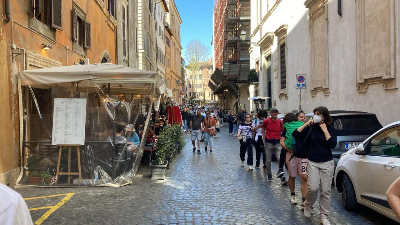 In The Rome'S Soul Close To Navona Square Roma Exterior foto